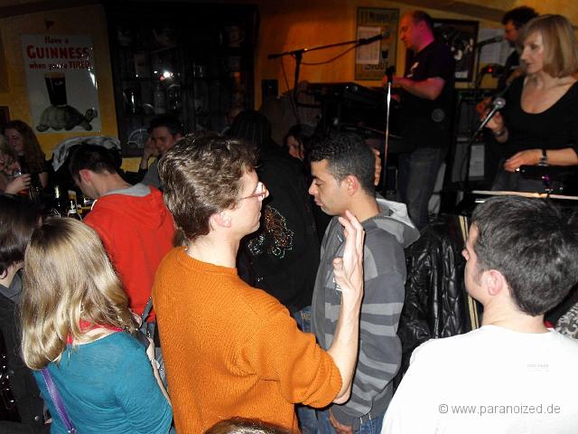 Kilians 2010-01-3039.jpg - Das ist sicher ein Bassist, schaut euch mal die Finger an!